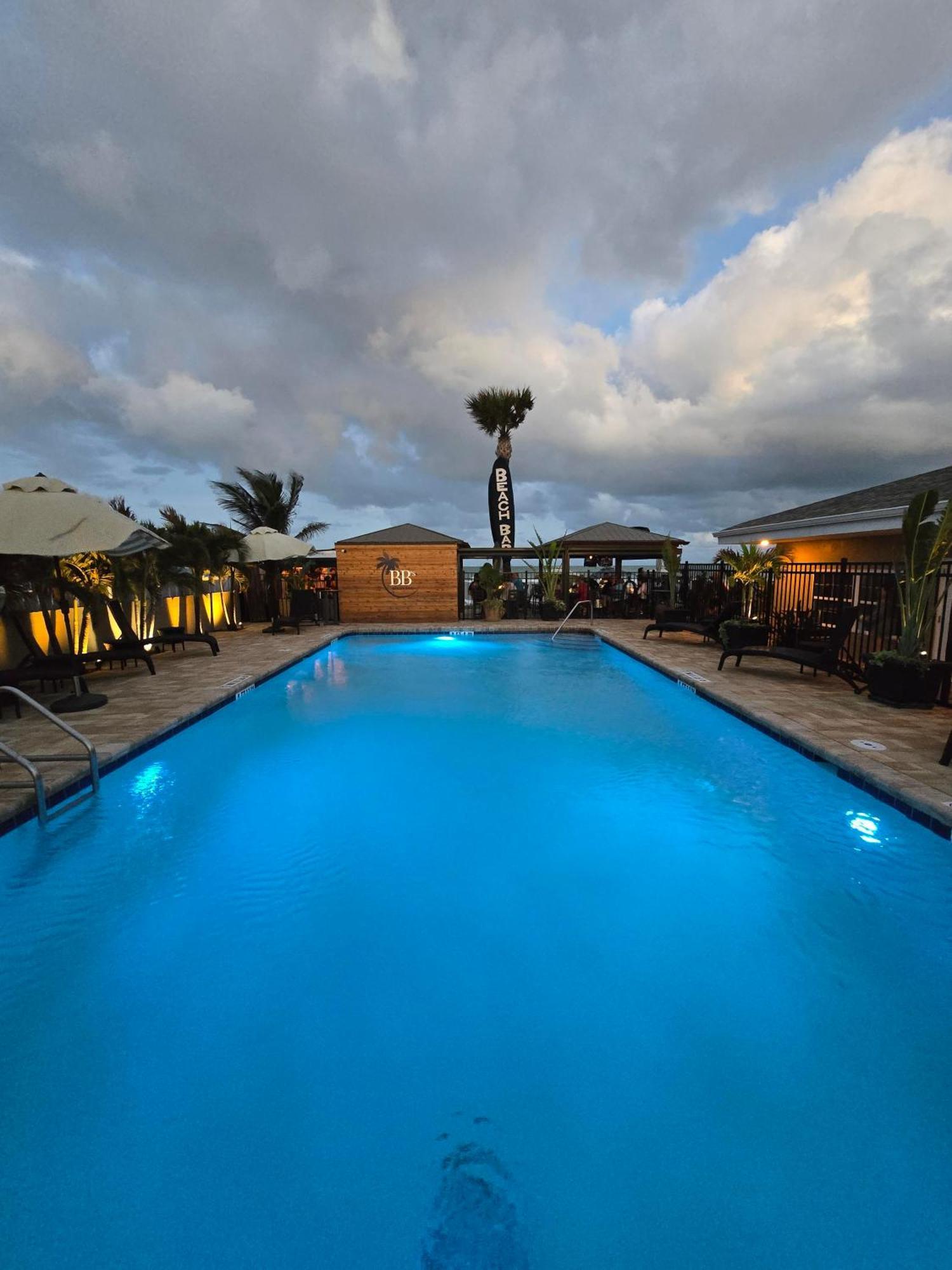 Bleu Beach Resort Indialantic Exteriér fotografie